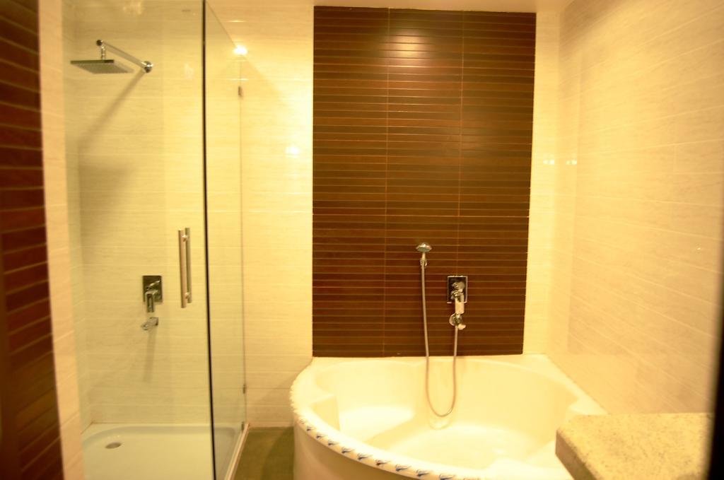 Hotel Bhagyalaxmi Sirdi Kültér fotó