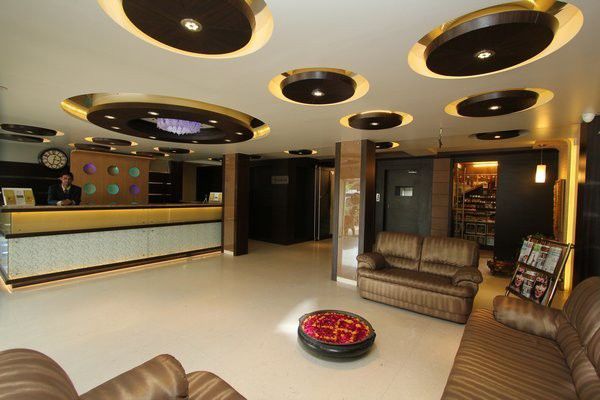 Hotel Bhagyalaxmi Sirdi Kültér fotó
